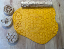 Load image into Gallery viewer, Beehive &amp; Queen Bee Rolling Pin