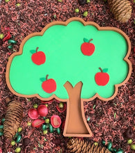 Laden Sie das Bild in den Galerie-Viewer, Seasonal Tree Tray