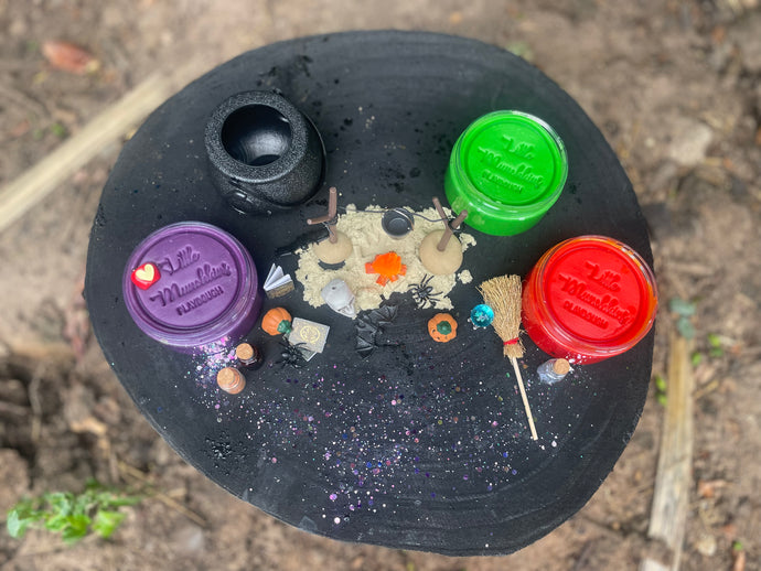 Fire burn and cauldron bubble