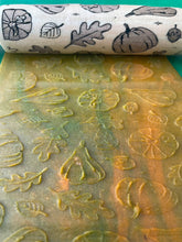 Load image into Gallery viewer, Pumpkins and Squash Rolling Pin